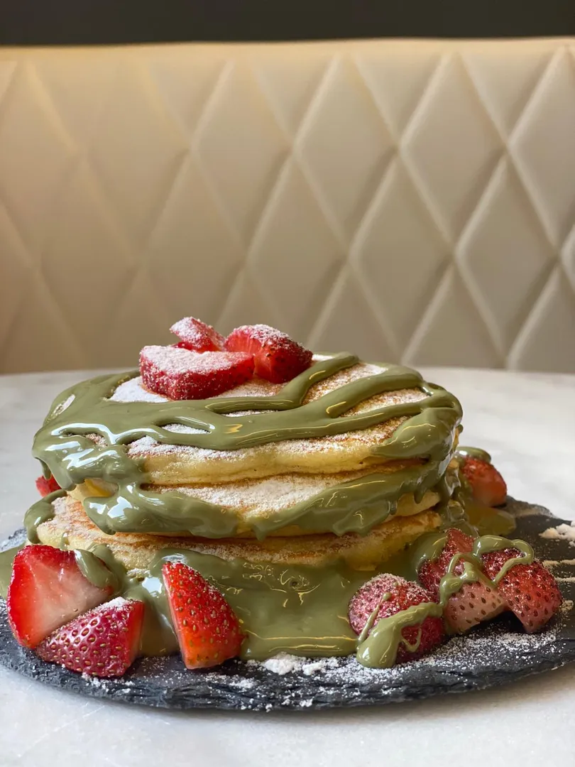 Pistachio and Strawberries.