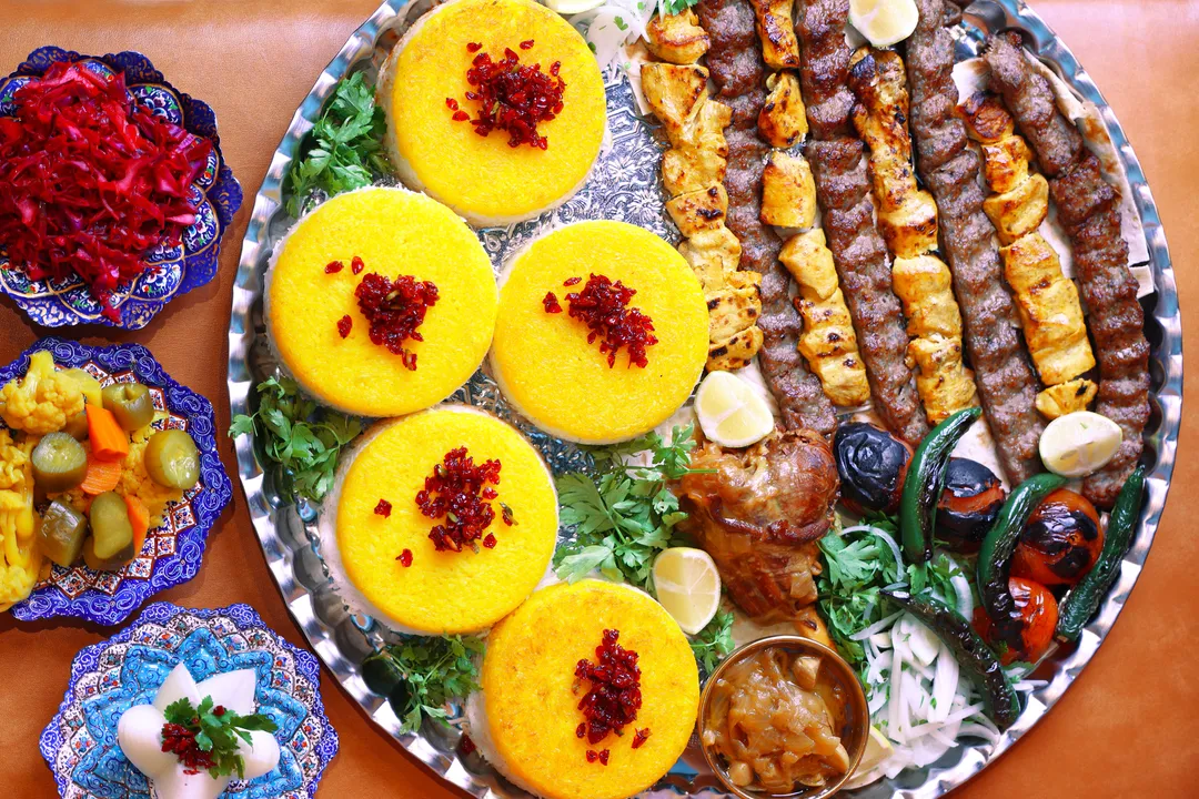 صينية 5 افراد حكوكه و موزه و كباب