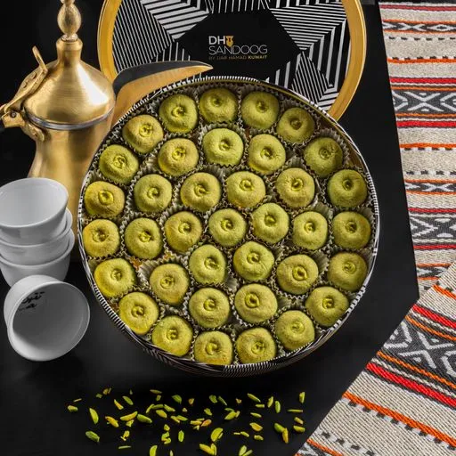 غريبة فستق