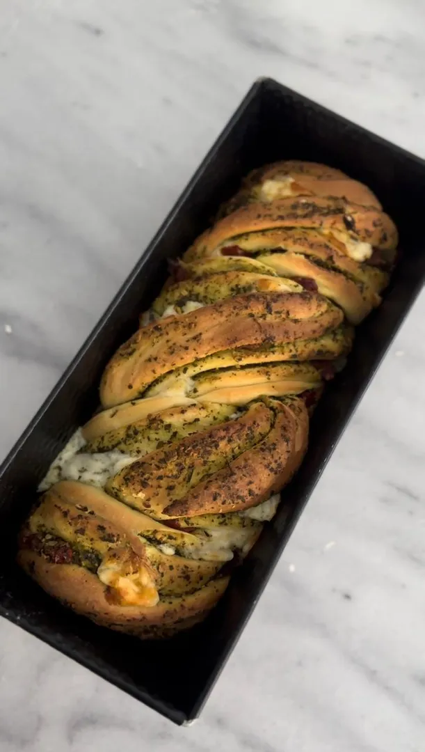 Pesto Sundried Tomato Cheese Babka