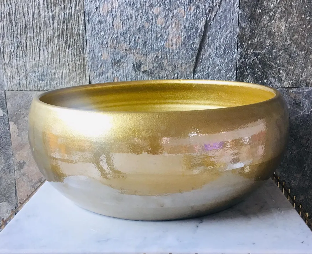 Dutch bowl sh gold.-3