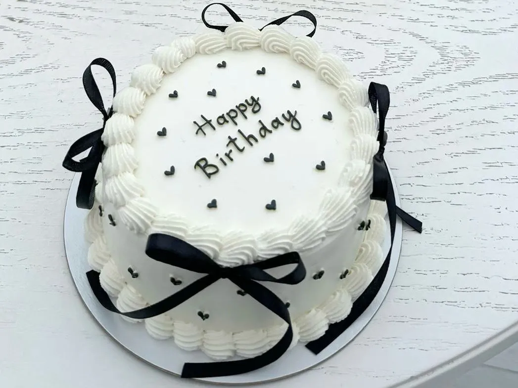 Black Ribbon Cake