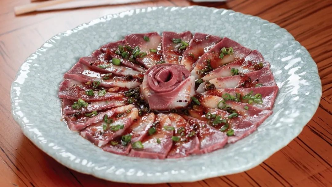 Hamachi Usuzukuri